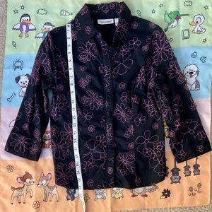 Gifted Periscope Medium Button Up Blouse
